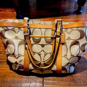 Coach tan purse